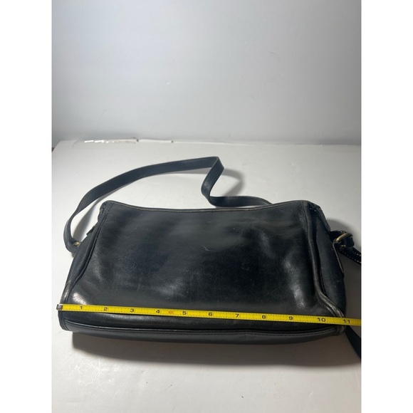 Coach vintage Black Leather Crossbody Bag - Picture 9 of 11